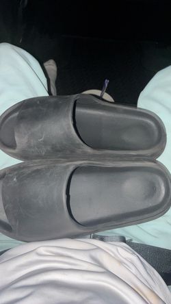 Adidas Yeezy Slide Dark Onyx