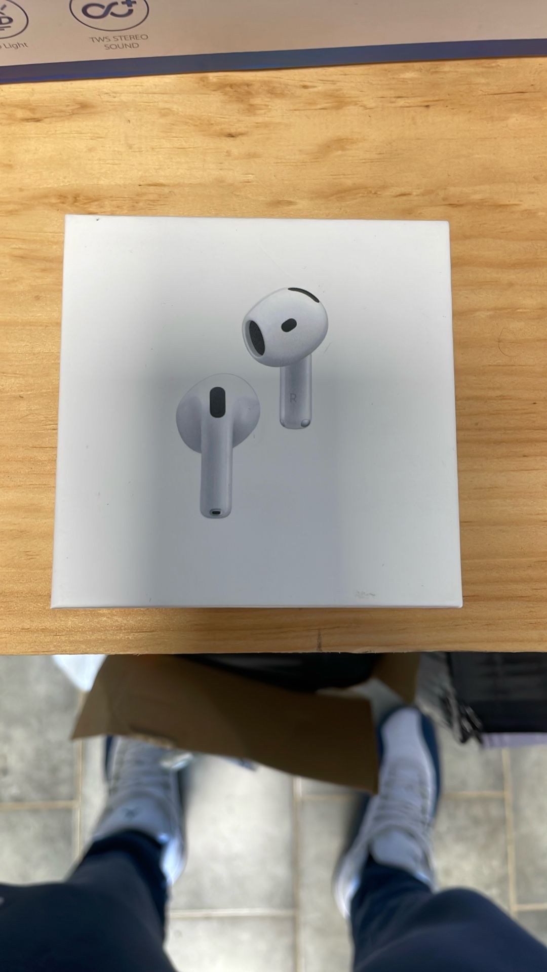 AirPod 4s
