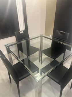 Dining table set of 4