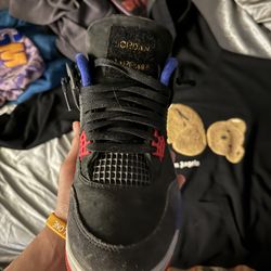 Jordan 4