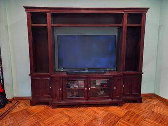 TV entertainment center