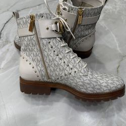 NEW Michael Kors Boots Women’s Size 10