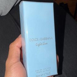 DOLCE & GABBANA light leue PERFUME