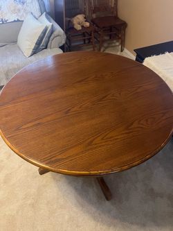 Dining table and 4 chairs
