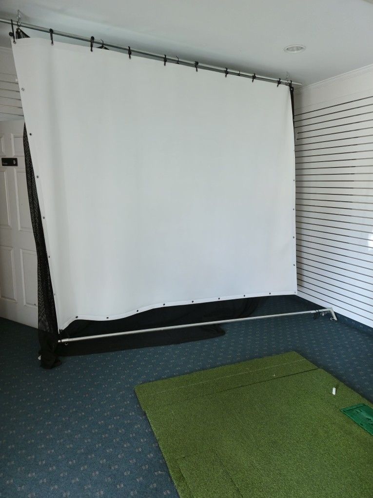 Indoor Golf Swing Screen 8' High by 10' Wide