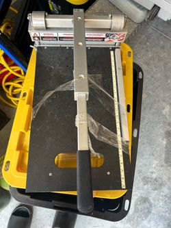 Carpet cutter