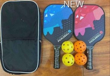 NEW 2 Pcs Graphite Pickleball Pickle Ball Paddle, 4 Balls