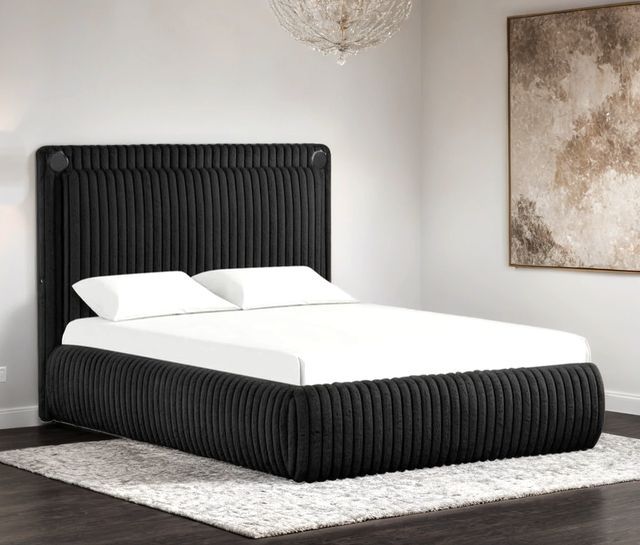 Diana Black Platform Bed - Queen **NEW ARRIVAL**