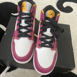 Brand New Never Worn Jordan 1 Mid
