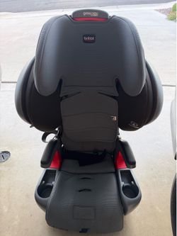 Britax Grow with You ClickTight Harness 2 in 1 Booster Car Seat (2 Available)