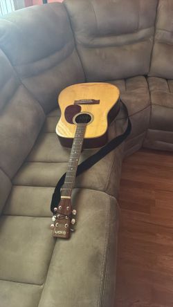 Acoustic guitar