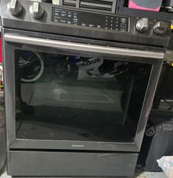 Samsung Electric Range/Stove