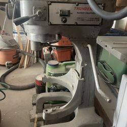 Thunderbird ARM-02 20 Qt Planetary Commercial Mixer