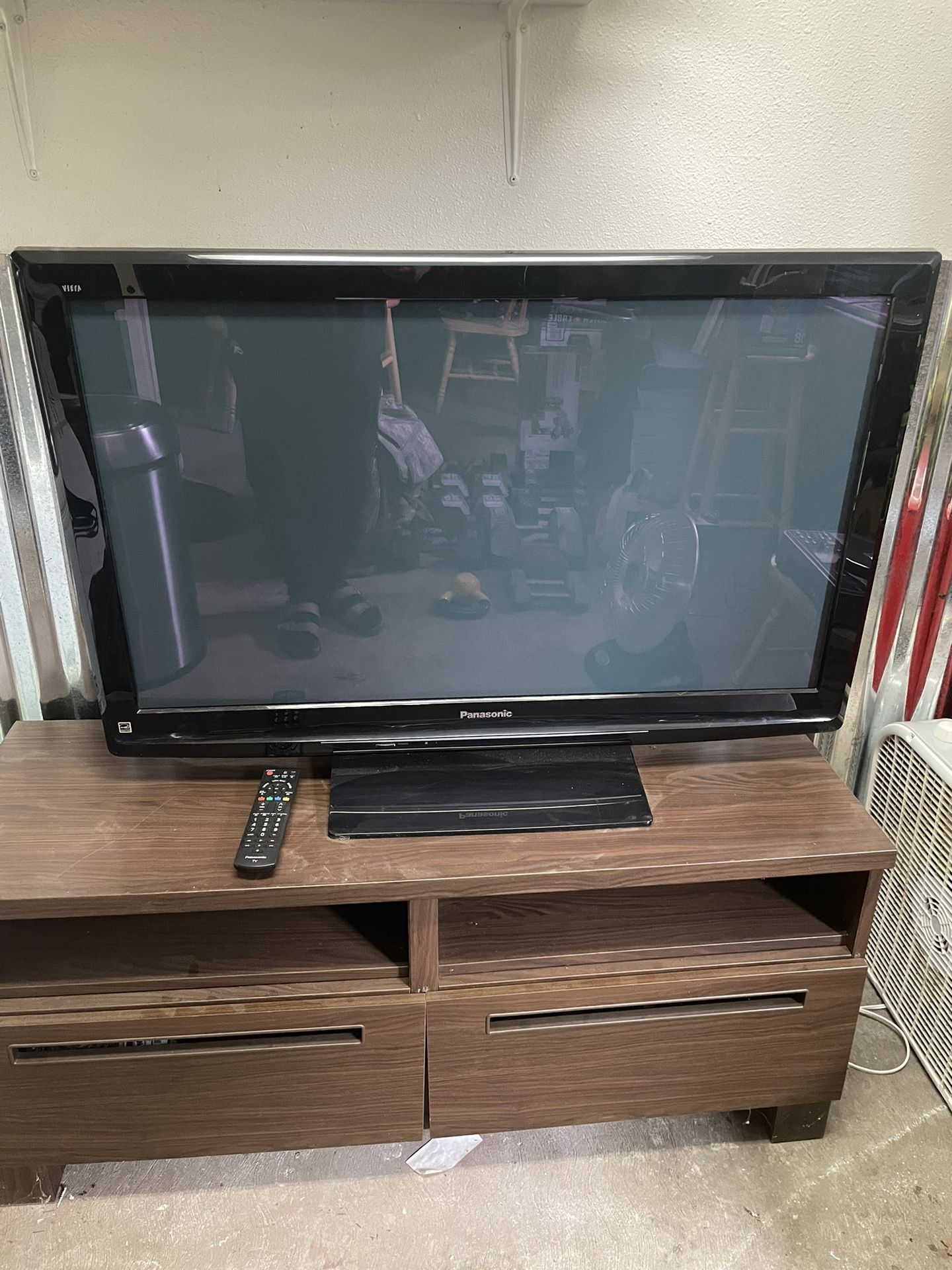 TV 40” Panasonic