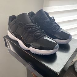 Jordan 11 Low ‘Space Jam’ - Size 13