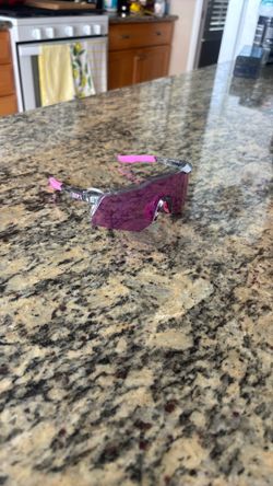 100% Sunglasses