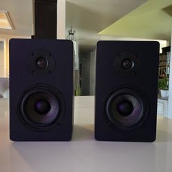 Micca MB42X Bookshelf Speakers