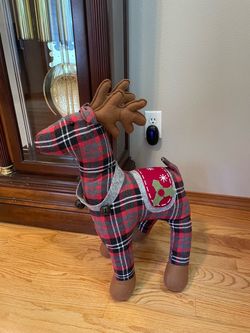 Plaid Fabric Reindeer Christmas Decoration