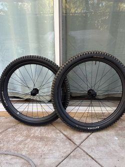 Roval Traverse hd Carbon wheelset. Mullet