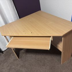 corner desk