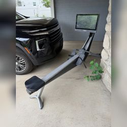 Hydrow Rower, Large Interactive Screen - Like New - 2021 – Drexel Hill, PA