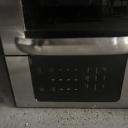 Above stove microwave