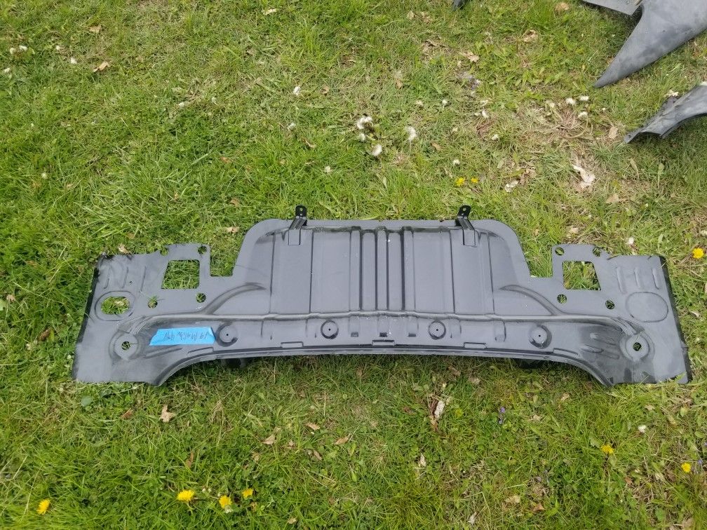 2019 Malibu Trunk Panel