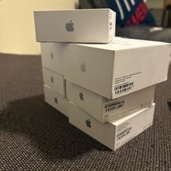 apple AirPods | Pro 3’s And 4’s 