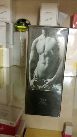 Me queda solo 1 Abercrombie fierce 3.4oz yo vendo perfumes solo pídeme el que te guste. Siempre tengo los mejores precios