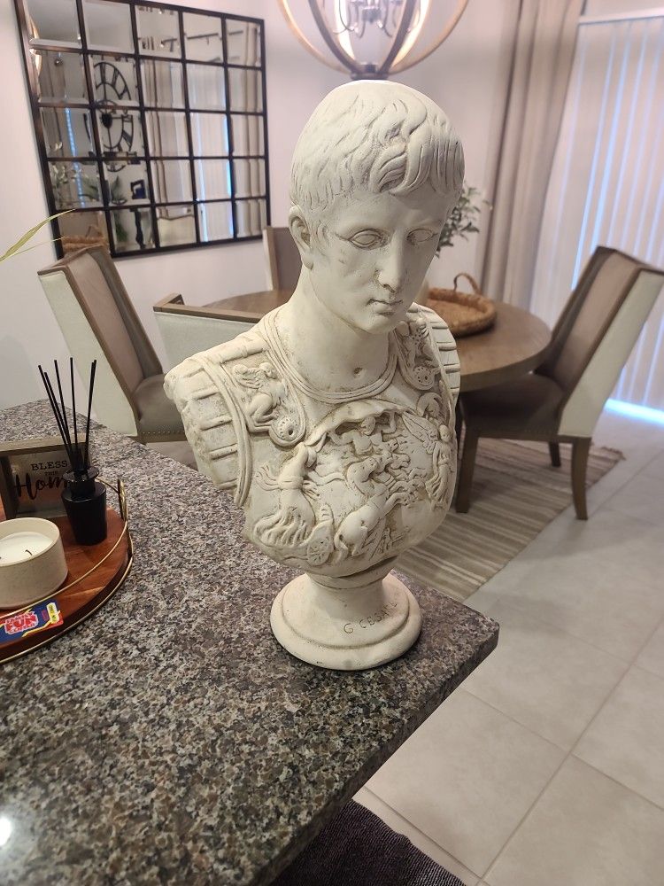 Augustus of Prima Porta bust statue