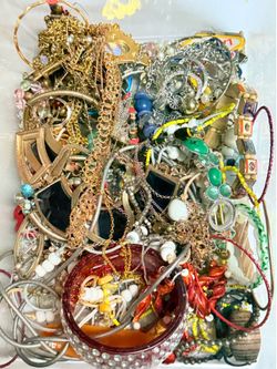 Jewelry scrap lot 4 lbs