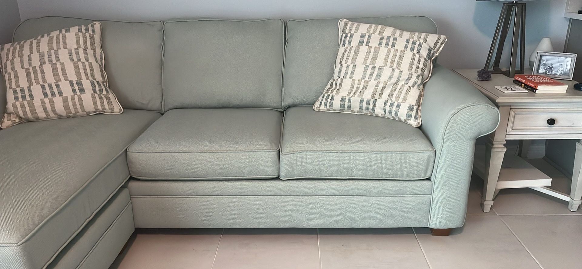 Haverty’s Chaise Sofa