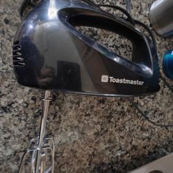 Hand mixer