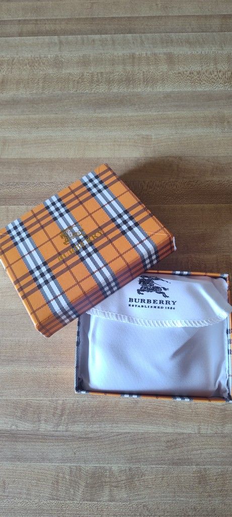 Burberry Wallet 