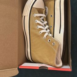 New-Never worn Converse Chuck 70 Canvas High Tops
