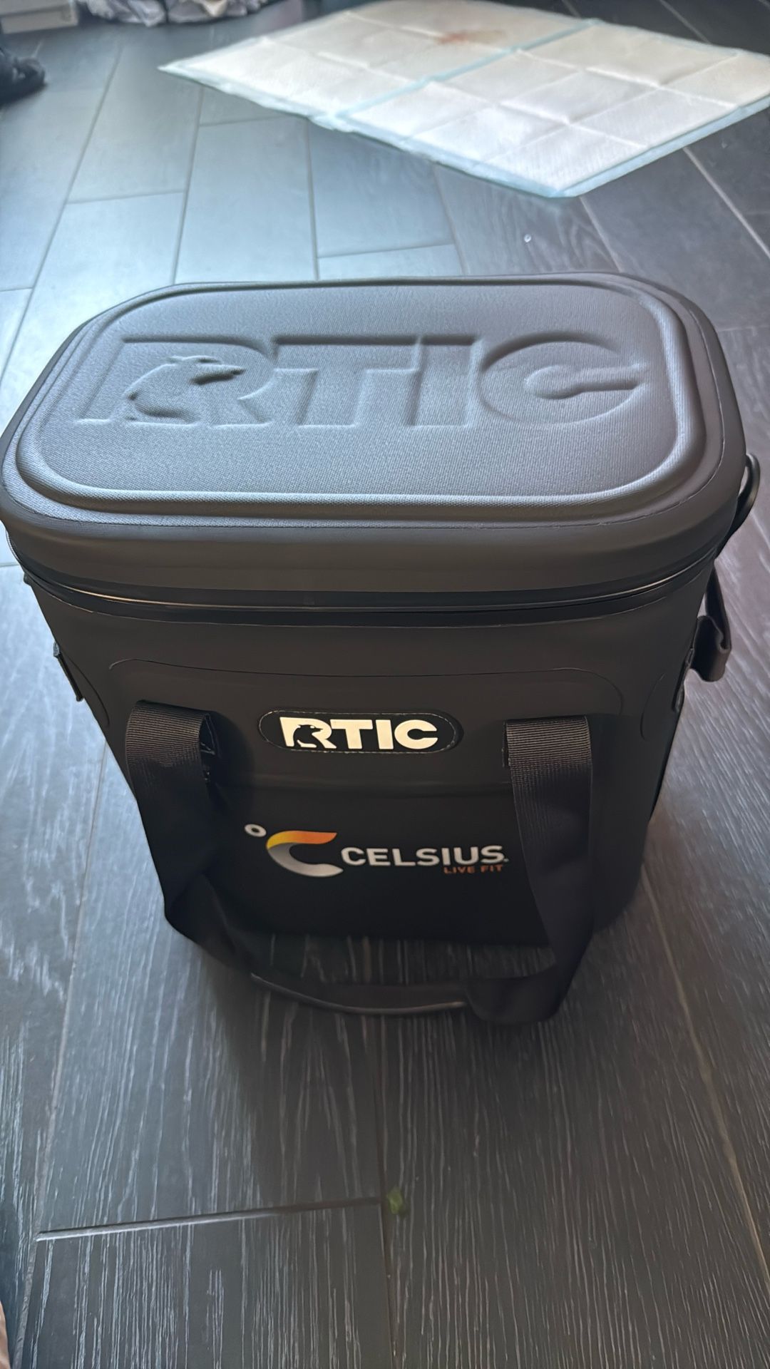 Rtic 20 Can Soft Cooler