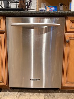 KitchenAid Stainless Steel Built-In Dishwasher