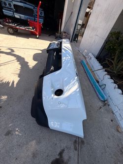 2010–2013 Land Rover Range Rover Sport HSE Rear Bumper – OEM – White