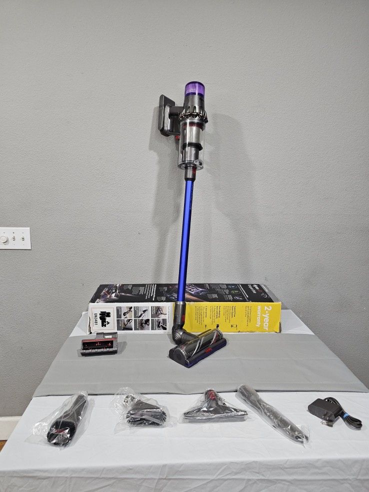 torque drive v11 dyson cordless vacuum — td7