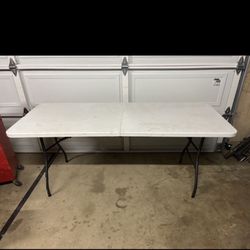 6ft Folding Table