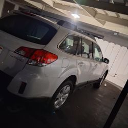 2010 Subaru Outback