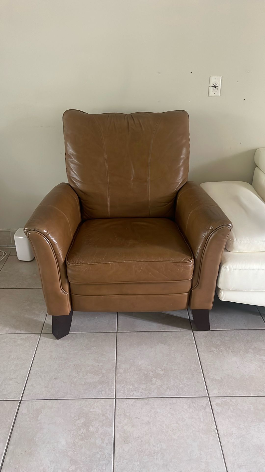 Lounge chair
