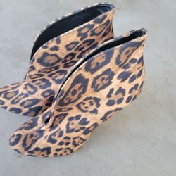 Women's Pump Shoe