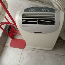 Friedrich Portable Heating AndAir Conditioner 