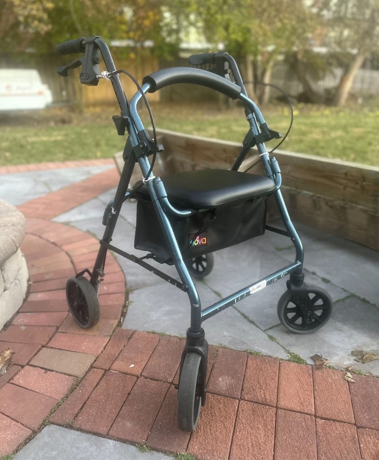 Nova Deluxe Walker 