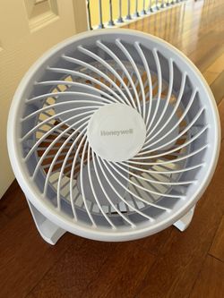 Table Fan