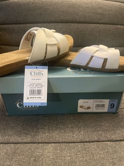 Cliffs White Sandal
