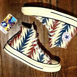 Womens Converse All - Stars Chuck Taylor Sz 8.5 Women's Off Wbite Red Touquisse