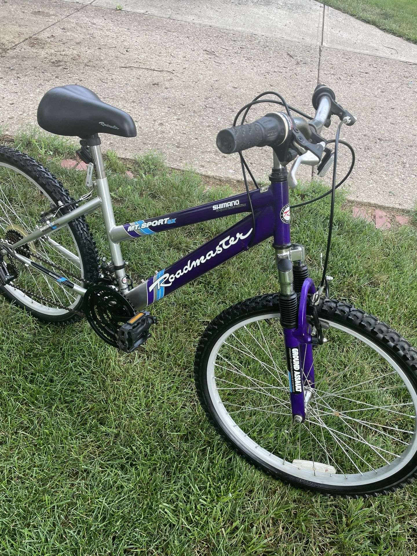 Girls / Women’s 18 Speed Mountain Bike