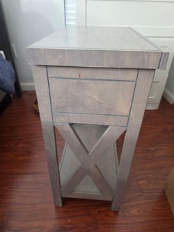 NIGHT TABLES